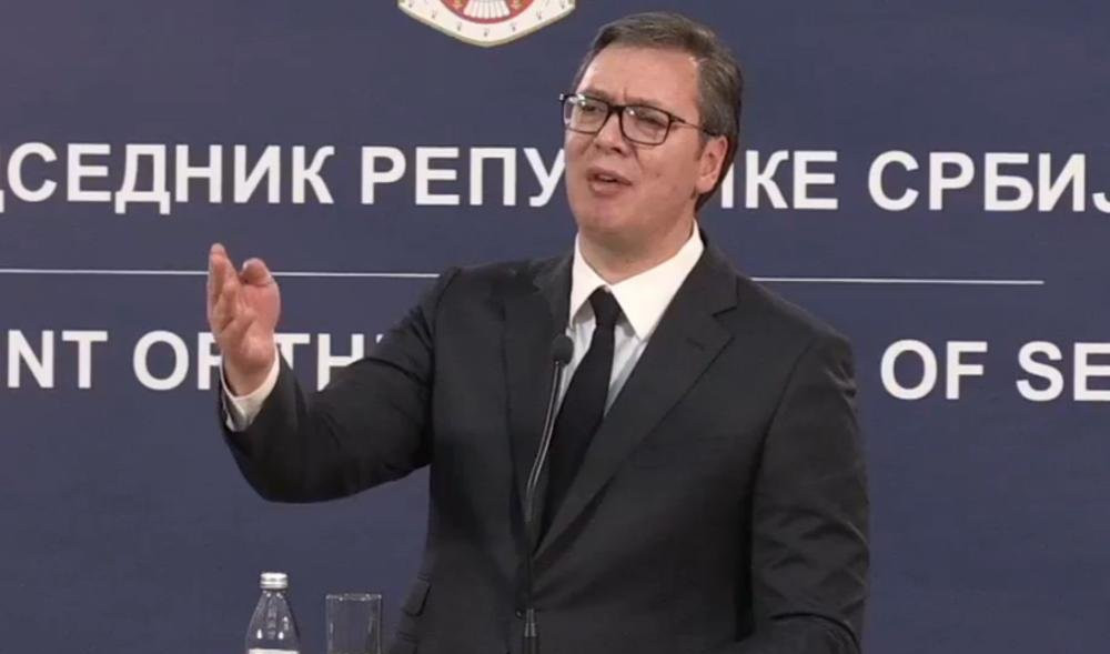 NIKAD NISAM LEPŠE ISPAO NA NASLOVNOJ DANASA - SUPER MI STOJE METE! Vučić šmekerski odreagovao na novu skandaloznu karikaturu Đilasovih novina!