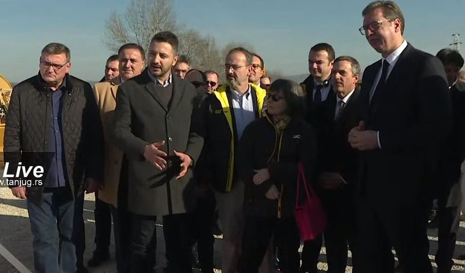 (VIDEO) VUČIĆ POVODOM IZGRADNJE MORAVSKOG KORIDORA: Gradimo autoput za bolju budućnost cele Srbije!