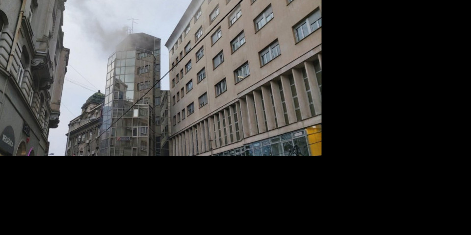 POŽAR U SREMSKOJ! Gori zgrada u centru Beograda! (FOTO/VIDEO)