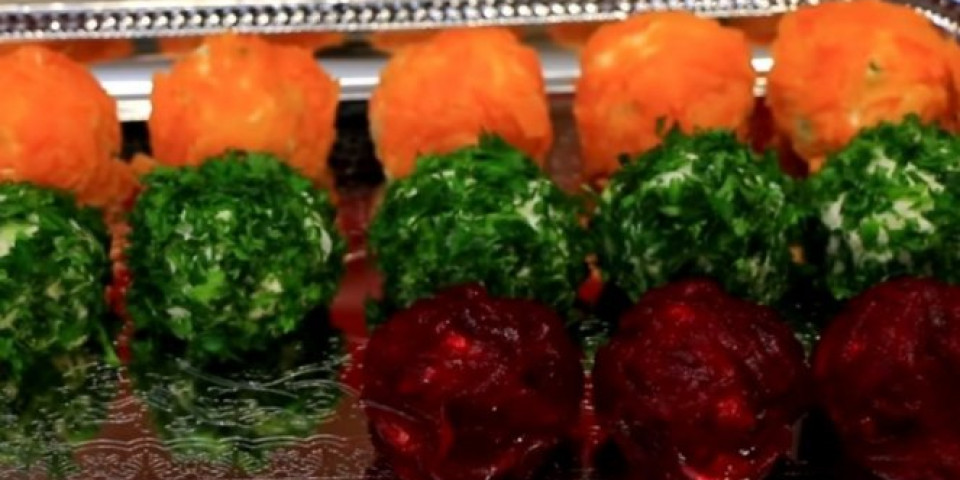 (VIDEO) SLANE KUGLICE! Savršeno predjelo od krompira i pilećeg mesa!