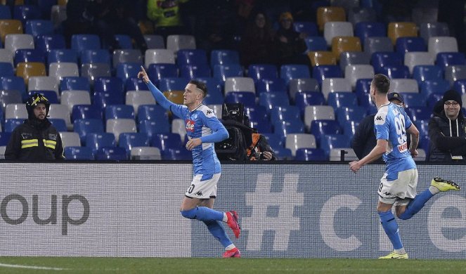 ŠAMPION NA KOLENIMA! Napoli slavio protiv Juventusa, Sari poklekao među svojima! (VIDEO)