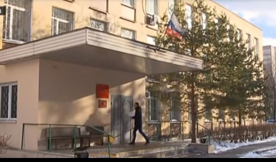ŠOK U SUDNICI! Bivši direktor ruske Federalne službe izvršio samoubistvo (VIDEO)