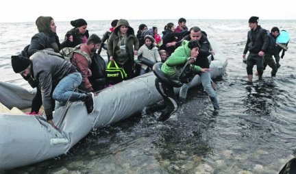 GRCI POSLALI RATNU FLOTU NA MORSKU GRANICU SA TURSKOM! Strahuju od novog talasa migranta
