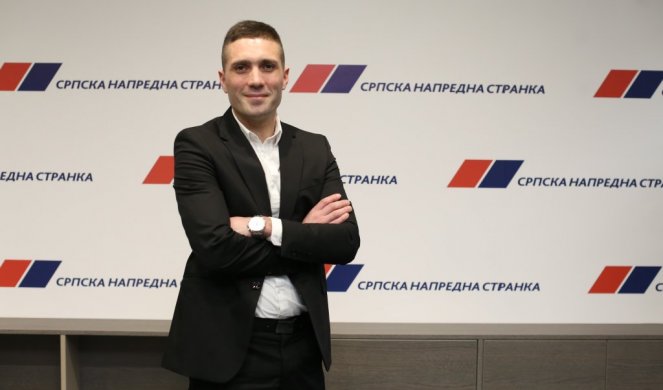 TERZIĆ: Savetnik za propast, Dušan Nikezić, drznuo se da komentariše Er Srbiju!