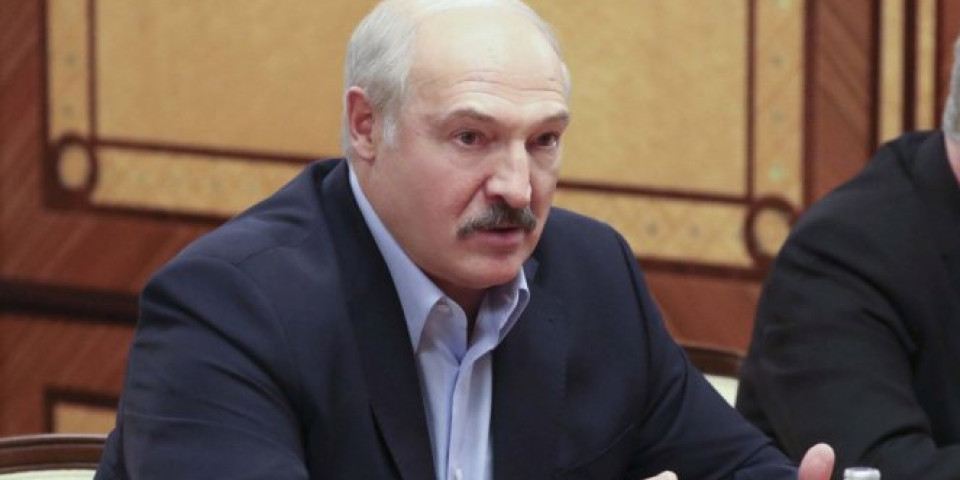 PREŽIVELI SMO SVE TE VIRUSE, PA ĆEMO TAKO I OVAJ! Lukašenko progovorio o koronavirusu!
