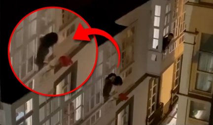 LJUBAV U DOBA KORONE! Španski mladenci vikali sudbonosno "da" kroz prozor! (Video)