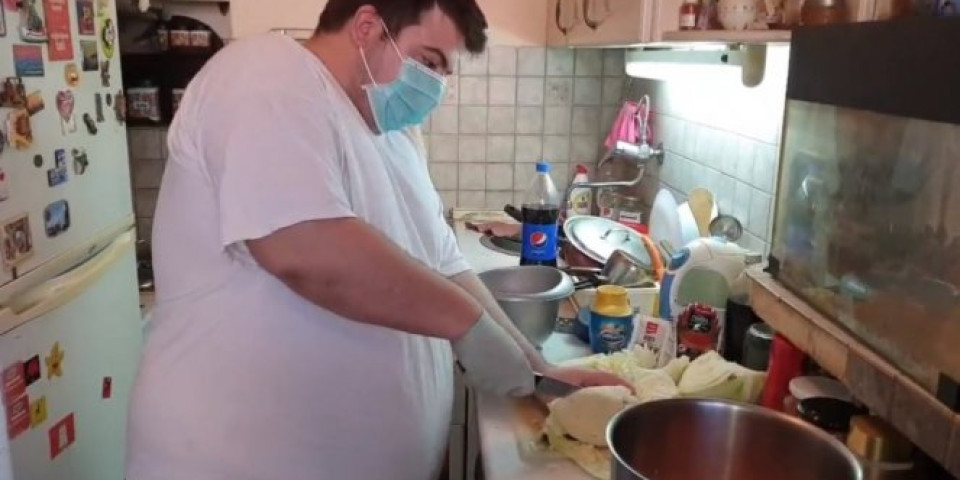 (VIDEO) DIJETA U DOBA KORONE! DAN 2: Spremanje magičnog jela! Kad od "vola u kupusu", ostane samo kupus