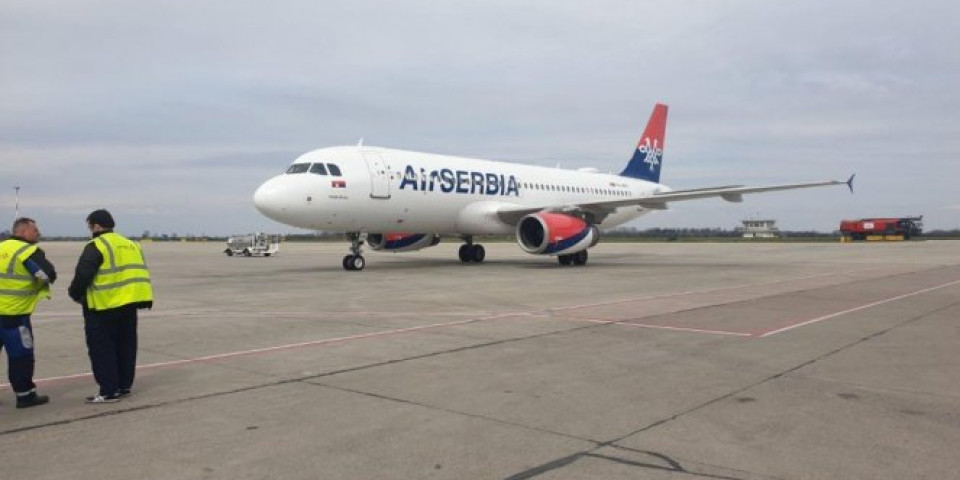 JOŠ JEDAN AVION ER SRBIJE POLETEO sa beogradskog aerodroma! Evo gde se uputio, dovozi 120 srpskih državljana