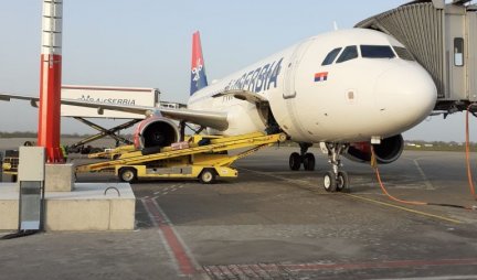 SKANDAL U EMIRATIMA! 27 državljana Srbije prijavilo se za povratak u otadžbinu, a pred poletanje aviona NISU SE POJAVILI!