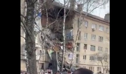 (VIDEO) JAKA EKSPLOZIJA U MOSKOVSKOJ OBLASTI, urušena petospratna zgada, stradala najmanje jedna!