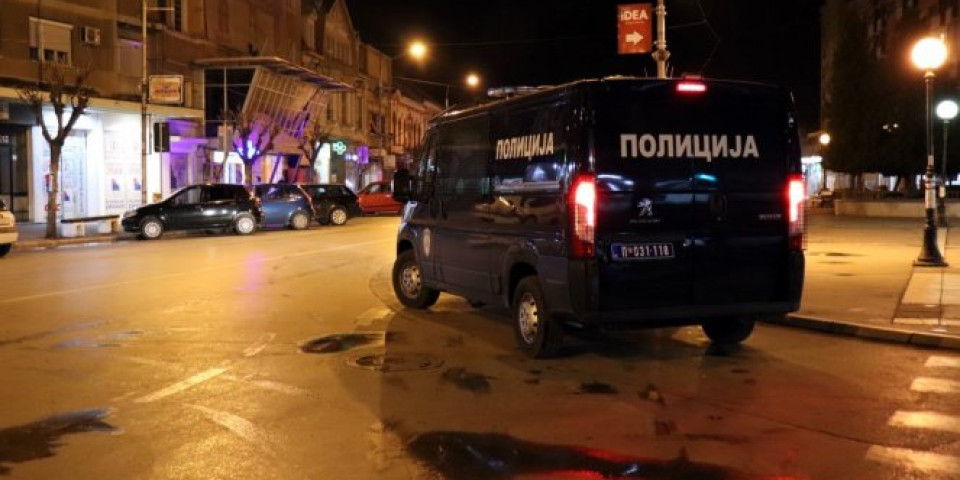 TOKOM POLICIJSKOG ČASA POKUŠALI DA OBIJU PRODAVNICU Uhapšeni muškarci u Smederevskoj Palanci