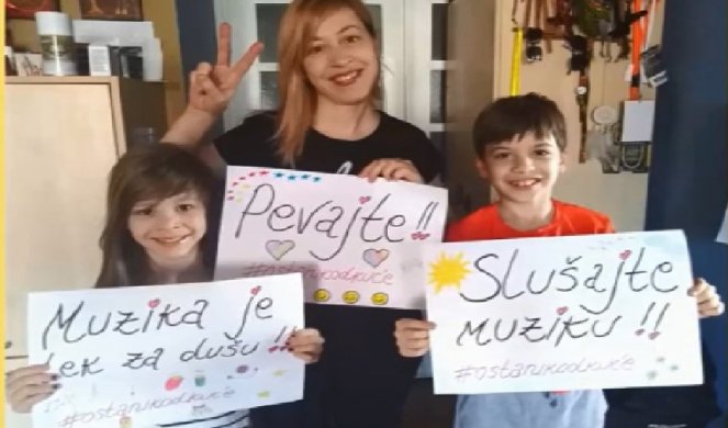 LEP GEST PROSVETNIH RADNIKA!  Učitelji iz Pančeva poslali zagrljaje učenicima (Video)