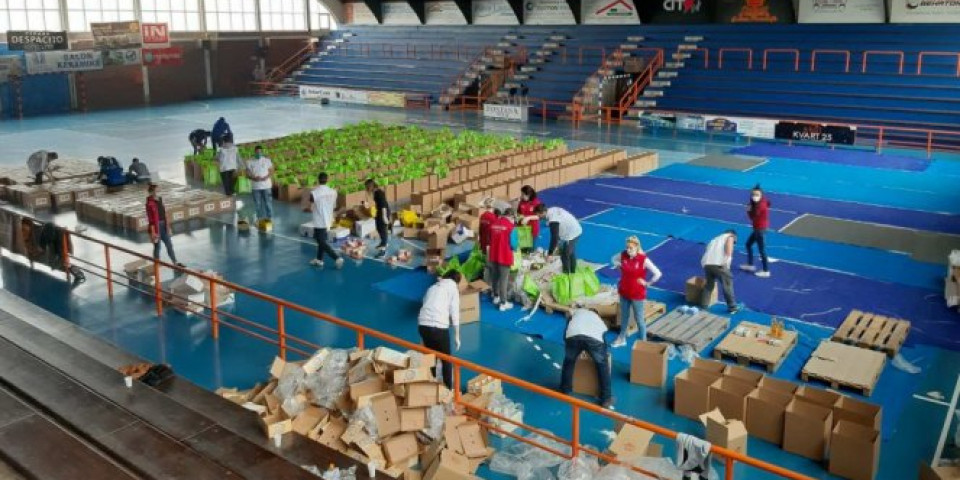 Mozzart u Ćupriji nastavio akciju podele paketa pomoci najugroženijima!