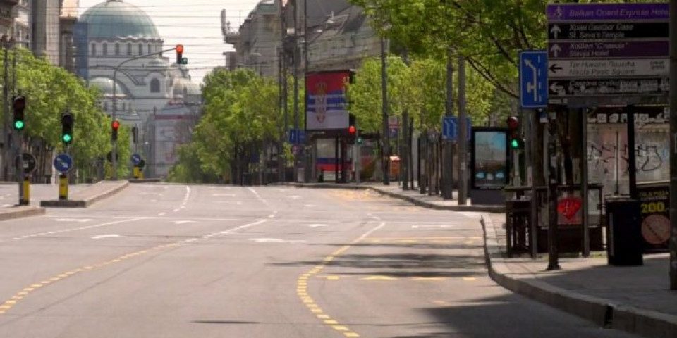 STANJE U BEOGRADU! Potuno prazne ulice, građani poštuju policijski čas! (Video)