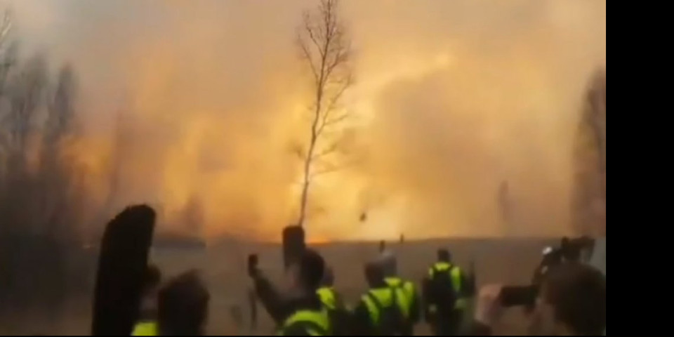 GORI NACIONALNI PARK U POLJSKOJ! Na stotine vatrogasaca pokušava da spreči katastrofu! (VIDEO)