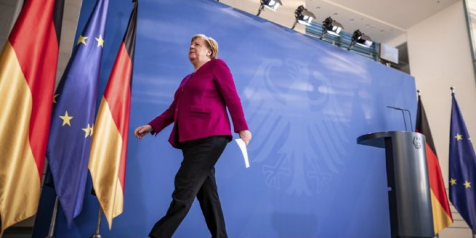 TOKOM KRIZE NIKADA NIJE URADILA JEDNU STVAR Zašto ceo svet opet gleda u Angelu Merkel, iako su joj mnogi odbrojavali dane