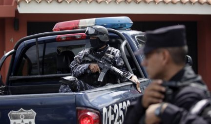 PREDSEDNIK EL SALVADORA DAO POLICIJI I VOJSCI DOZVOLU ZA UBIJANJE! Za sve je kriv krvavi kriminalni obračun koji je odneo 50 života!