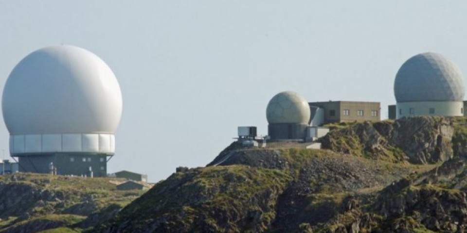 U MIRNODOPSKIM USLOVIMA STE BEZBEDNI! Rusija razbila strah Norvežana zbog američkog radara! (FOTO)