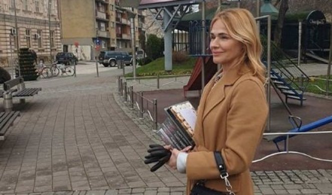 U SEDMOJ DECENIJI! Žena Đorđa Balaševića MAJSTORIŠE U KRATKOJ SUKNJI - popela se na MERDEVINE i zapalila Instagram (FOTO)
