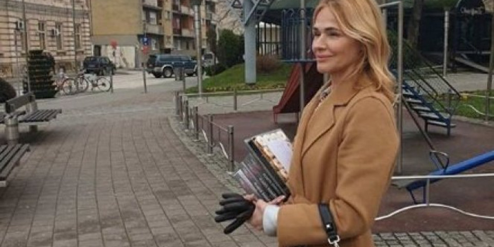 U SEDMOJ DECENIJI! Žena Đorđa Balaševića MAJSTORIŠE U KRATKOJ SUKNJI - popela se na MERDEVINE i zapalila Instagram (FOTO)