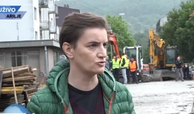 GRAĐANI, VLADA JE UZ VAS! Brnabić u Kosjeriću: Pomoći ćemo da se nadoknadi šteta u poplavljenim domaćinstvima i na usevima!