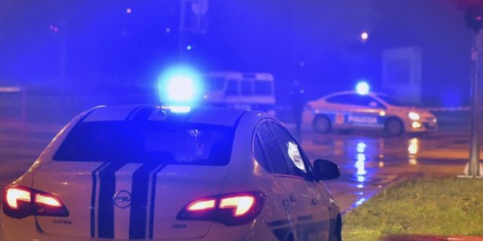 SPREČEN SUKOB ISPRED Hrama Hristovog Vaskrsenja u Podgorici! Policija morala da urgira između učesnika autokolone i pristalica SPC!