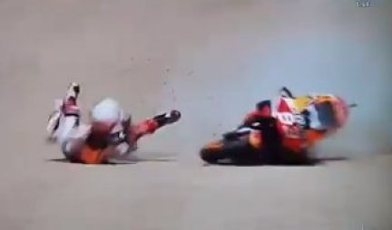 (VIDEO) STRAVIČAN DAN ZA ŠAMPIONA! Markez slomio ruku nakon pada sa motora tokom trke!