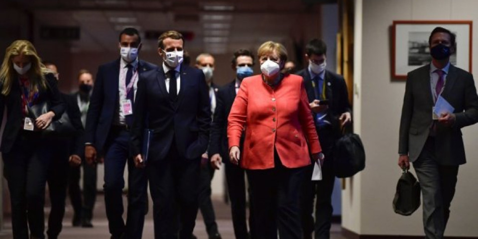 SUTRA ĆE NAM AMERIKA DIKTIRATI I KOJE AUTOMOBILE DA VOZIMO! Nemačka premijerka: Evropa mora jasno da odgovori Americi na pretnj