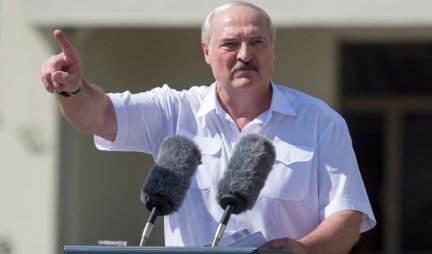 LUKAŠENKO UPOZORIO NAROD: U toku je hibridni rat i vršenje pritiska na Belorusiju!