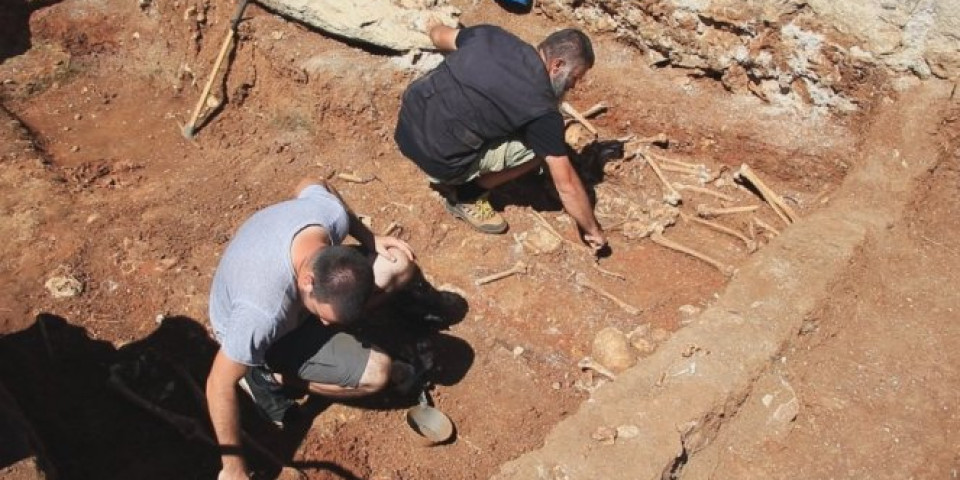 FASCINANTNO OTKRIĆE KOD NIŠA! Arheolozi pronašli fosilne ostatke neandertalaca stare 300.000 godina, najstarije u istočnoj Evropi!