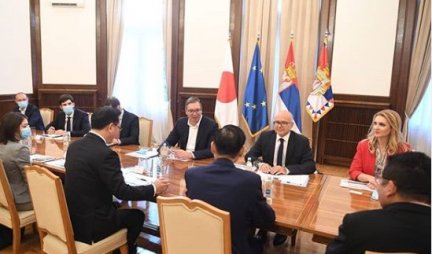(FOTO) Vučić razgovarao sa predstavnicima japanske kompanije  "Nidec" o ulaganju u Srbiju