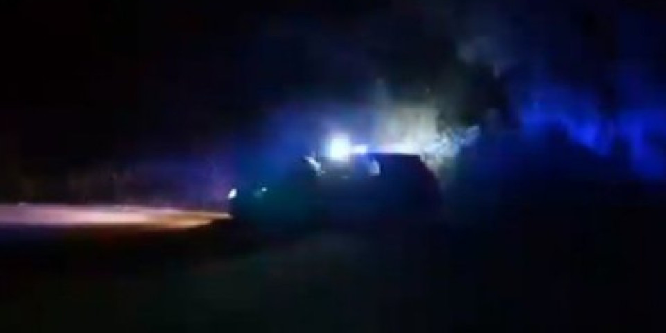 STRAŠNA NESREĆA KOD KONJICA! Automobil sleteo u Neretvu, vozač dobro, policija još uvek traga za saputnicom! (VIDEO)