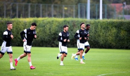 GENERALKA PRED "VEČITI DERBI"! Partizan ubedljiv protiv Zemuna, novajlija upisao dva gola i asistenciju