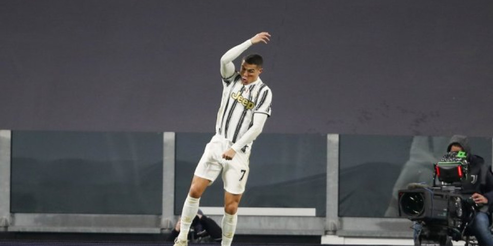 (VIDEO) RONALDO SE ZAGREVA ZA DUEL SA MESIJEM! Juventus bez problema savladao Kaljari!