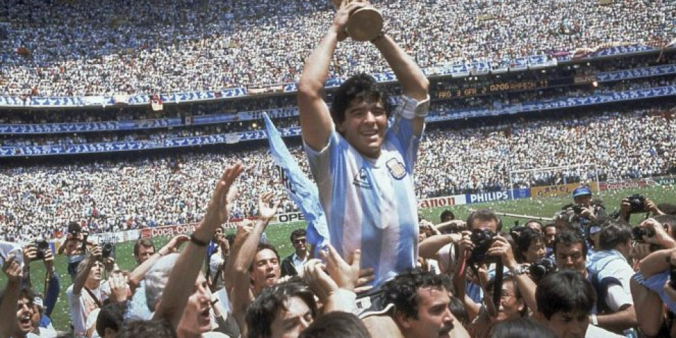 OVO MALO KO ZNA! Maradona ODBIO američko državljanstvo! "Nudili mi lovu do krova, ali ARGENTINAC NEMA CENU!"