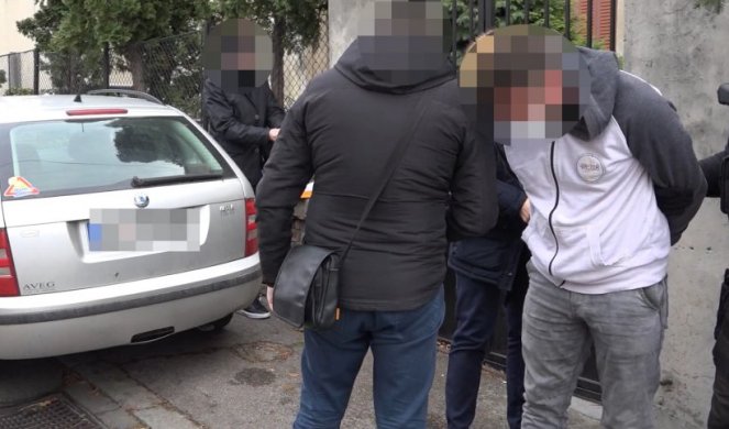 IZA REŠETAKA ZBOG AMFETAMINA: Kod mladića iz Čačka policija pronašla 37 paketića HALUCINOGENE DROGE