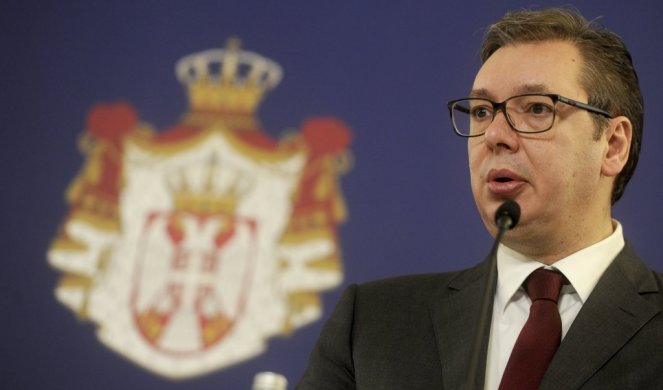 (FOTO) SEME TI SE ZATRLO KRVAVO! Nove jezive pretnje i uvrede upućene predsedniku Aleksandru Vučiću!