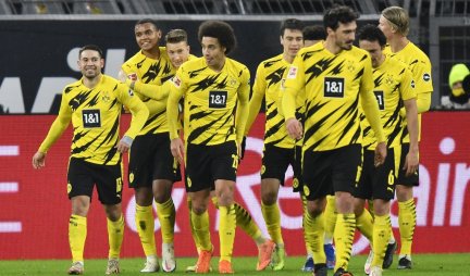 SANČO SE RAZIGRAO! Gol i asistencija za pobedu Borusije! "Vukovi" umalo odoleli u Dortmundu! /VIDEO/
