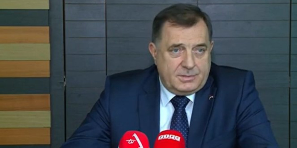 "Sprovodimo odluke Narodne skupštine u čijem su donošenju učestvovale sve parlamentarne partije u Republici Srpskoj"