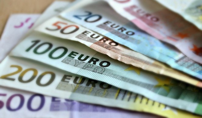 EK: Hrvatska spremna da uvede evro od 2023. godine