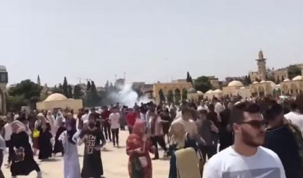 NOVI NEMIRI U JERUSALIMU, sukob Palestinaca i izraelske vojske kod džamije Al Aksa! /VIDEO/