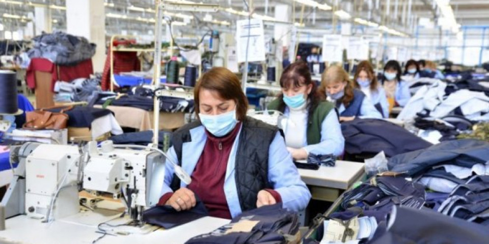 MINI FABRIKA "JUMKA" U RUDNOJ GLAVI BIĆE POTPUNO GOTOVA ZA PAR DANA! U fabrici tekstila biće novih radnih mesta za oko 100 žena! Foto