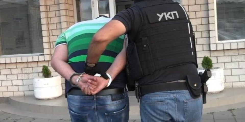 ZA JEDNU NOĆ IZVRŠIO TRI KRAĐE! Policija u Zrenjaninu uhapsila opasnog provalnika