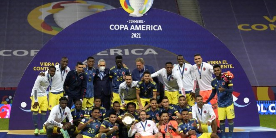 DRAMA NA KOPA AMERIKA! Posle borbe i PET golova Kolumbija savladala PERU za TREĆE mesto! /VIDEO/