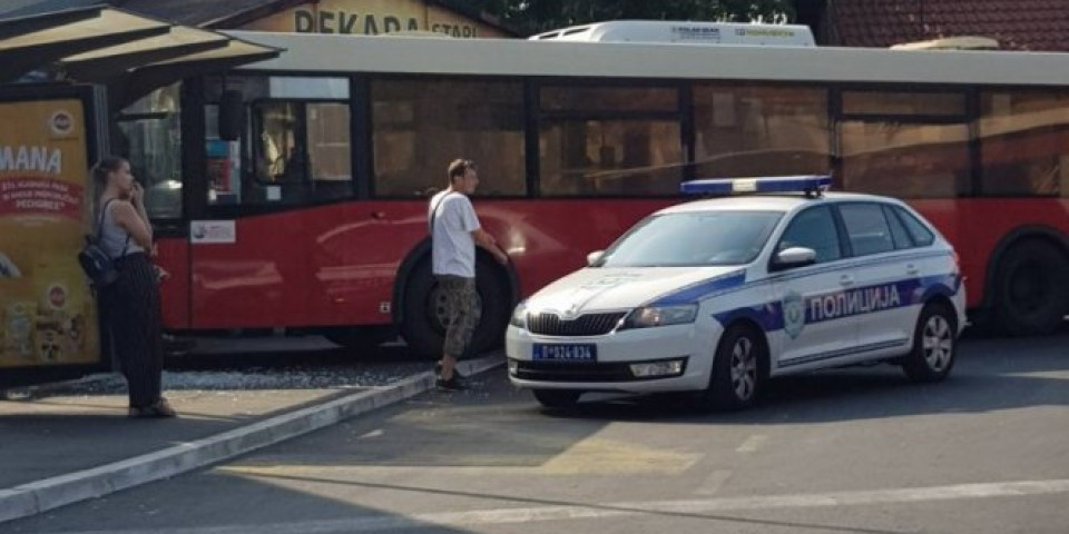 OSETILA SAM JAK UDARAC U GLAVU... Ispovest putnice koju je Kinez napao čekićem u autobusu!