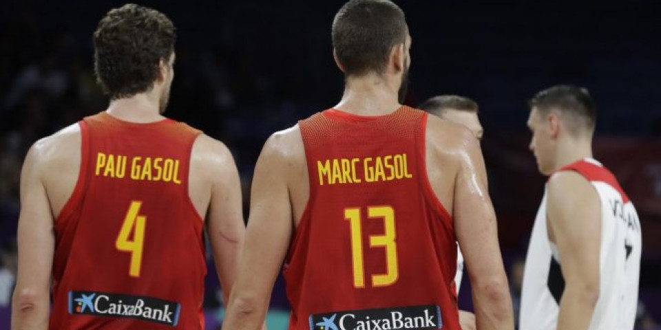 ČINILO SE DA ĆE ZAUVEK IGRATI! Braća Gasol se oprostila od reprezentacije Španije!