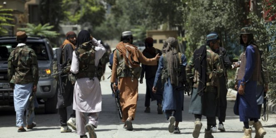 DA LI ĆE I POSLEDNJA TVRĐAVA PASTI? Talibani krenuli u osvajanje jedine preostale provincije u kojoj nemaju vlast!