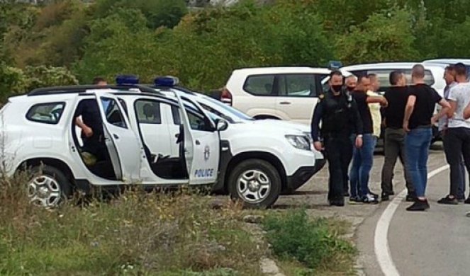 ŠIPTARI NE ODUSTAJU, SRBI NE POPUŠTAJU! Kosovska policija izdaje tablice, na severu se i dalje voze srpske!