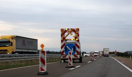 VOZIO 231 KILOMETAR NA ČAS! Na auto-putu Beograd-Niš isključen iz saobraćaja čovek (40) zbog divljačke vožnje!