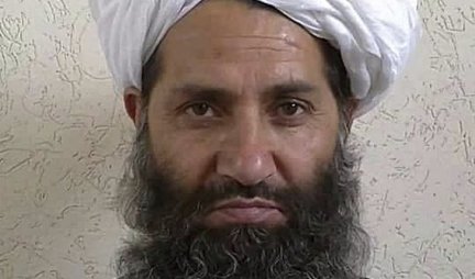 PRVI PUT U JAVNOSTI! Misteriozni vođa talibana pojavio se u Kandaharu